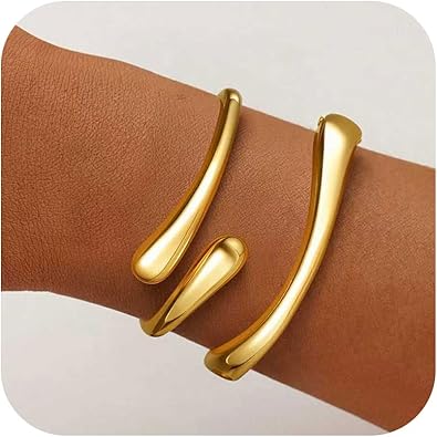 Decholly Gold Bangle Bracelet Set